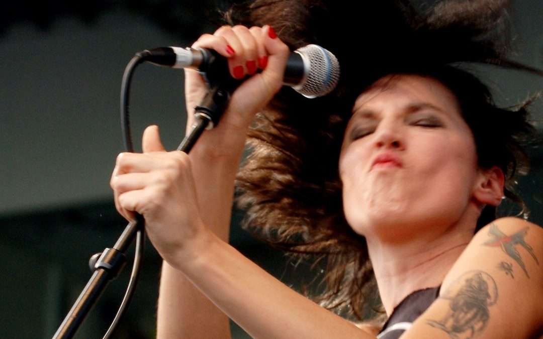 Classic video of the week: Magic Dirt – “Rabbit With Fangs” (Live On Recovery, 1998)