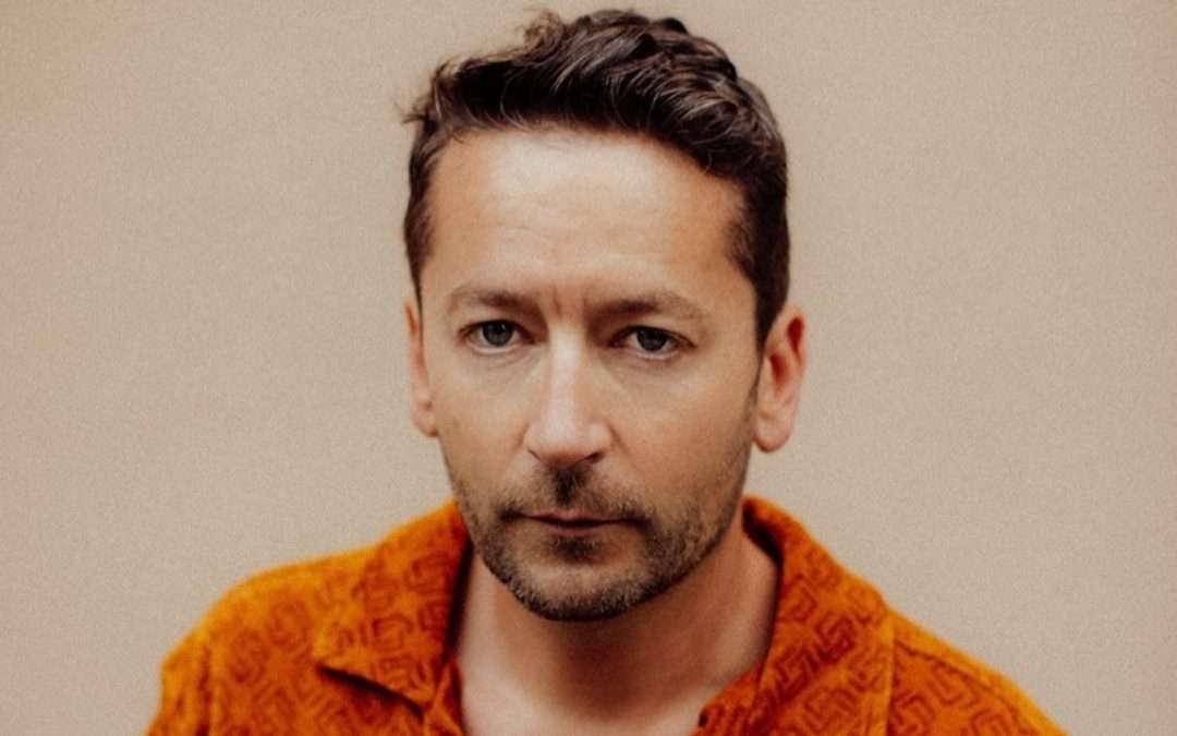 Premiere: Alex Watts’ “SFYL” is vintage R&B with a sting in its tail